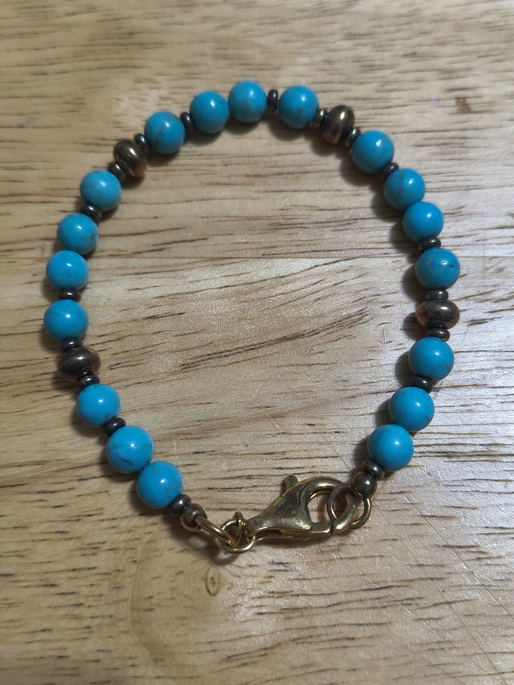Vntg Turquoise Beaded Bracelet with Gold Over Sterling Accents - Unbranded